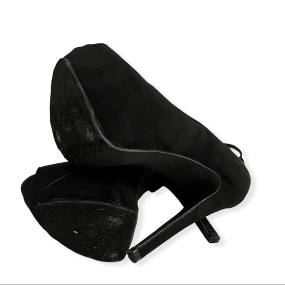 Black Ankle Strap Open Toe Heels - Picture 4 of 8